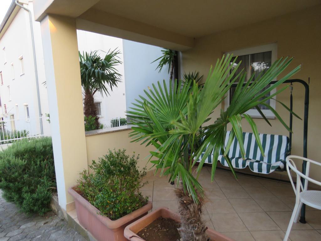 Apartments Villa Urbajs Vrsar Habitación foto