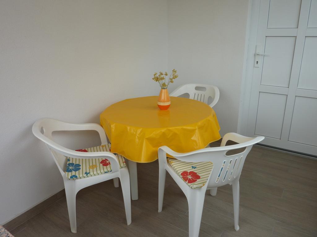 Apartments Villa Urbajs Vrsar Habitación foto